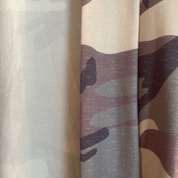 Camo Cardigan (runs small) - Picture 3 of 6